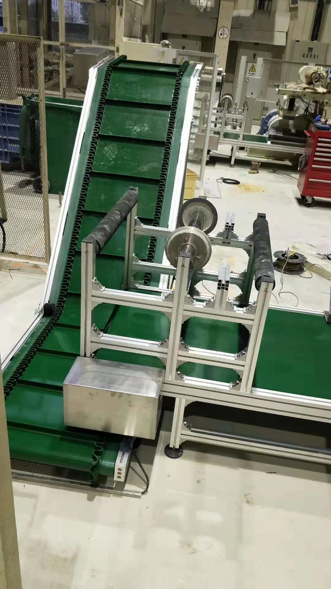 擋板遼寧皮帶輸送機(jī).jpg